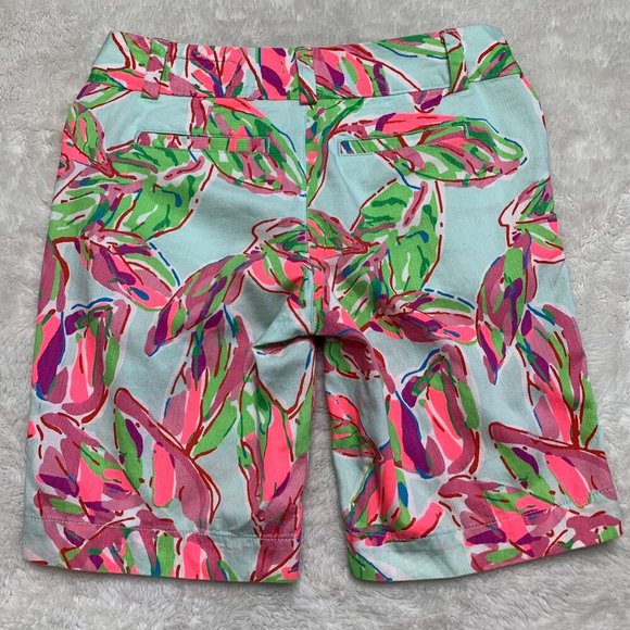 Lilly Pulitzer Women's The Chipper Bermuda Shorts in The Vias Print Size 00 - Picture 2 of 13